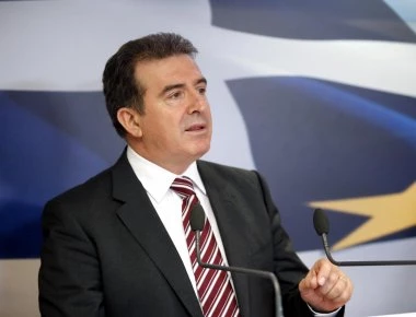 Χρυσοχοΐδης: «Απαιτείται συνεννόηση όλων με περιεχόμενο κι όχι μπλόφες και λαϊκισμός»